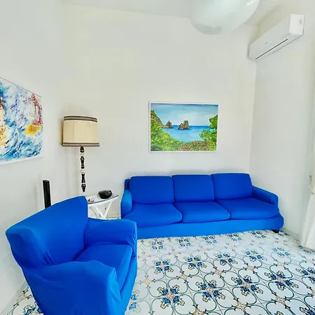 Camerelle 7, Domus Letteraria Apartmán